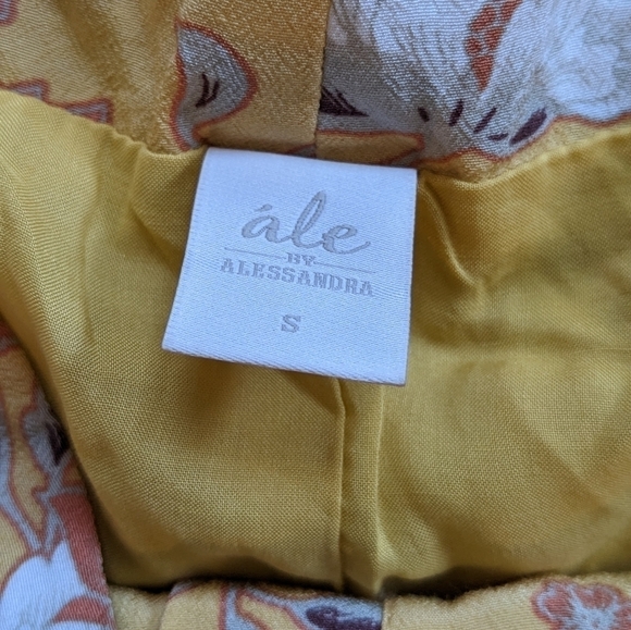 Ale by Alessandra Revolve Yellow Floral Skirt Women’s Small Button High Low - Picture 3 of 3